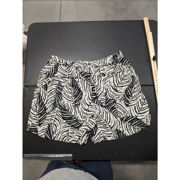 Cynthia Rowley Tropical Print Linen Shorts Women's 2X - Picture 2 of 4